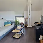Apartmán De La Laiterie Avec Petit Jardin. Eysus